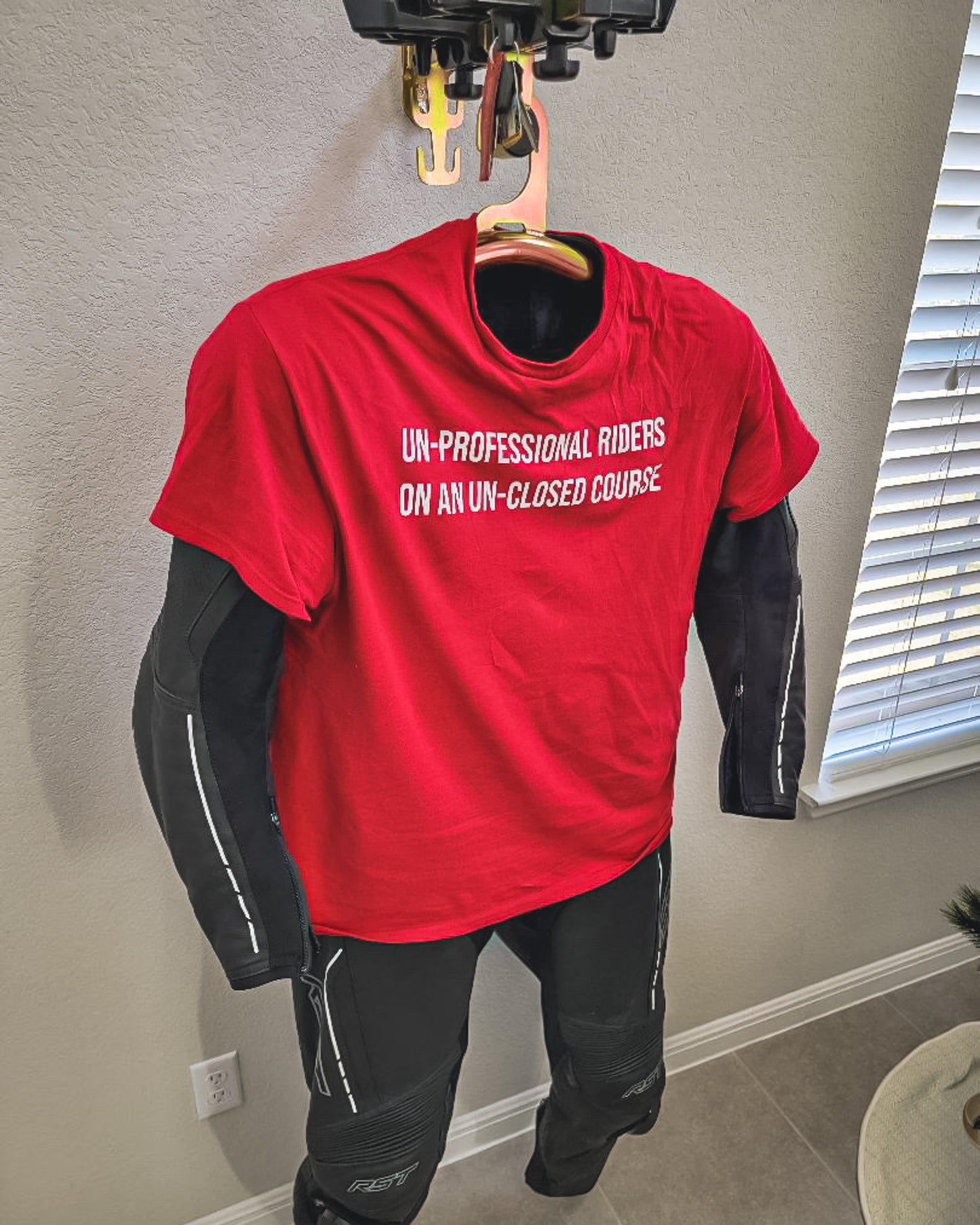 Un-Professional Riders Tee